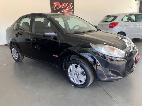 FORD FIESTA 1.6 ROCAM SEDAN 8V FLEX 4P MANUAL